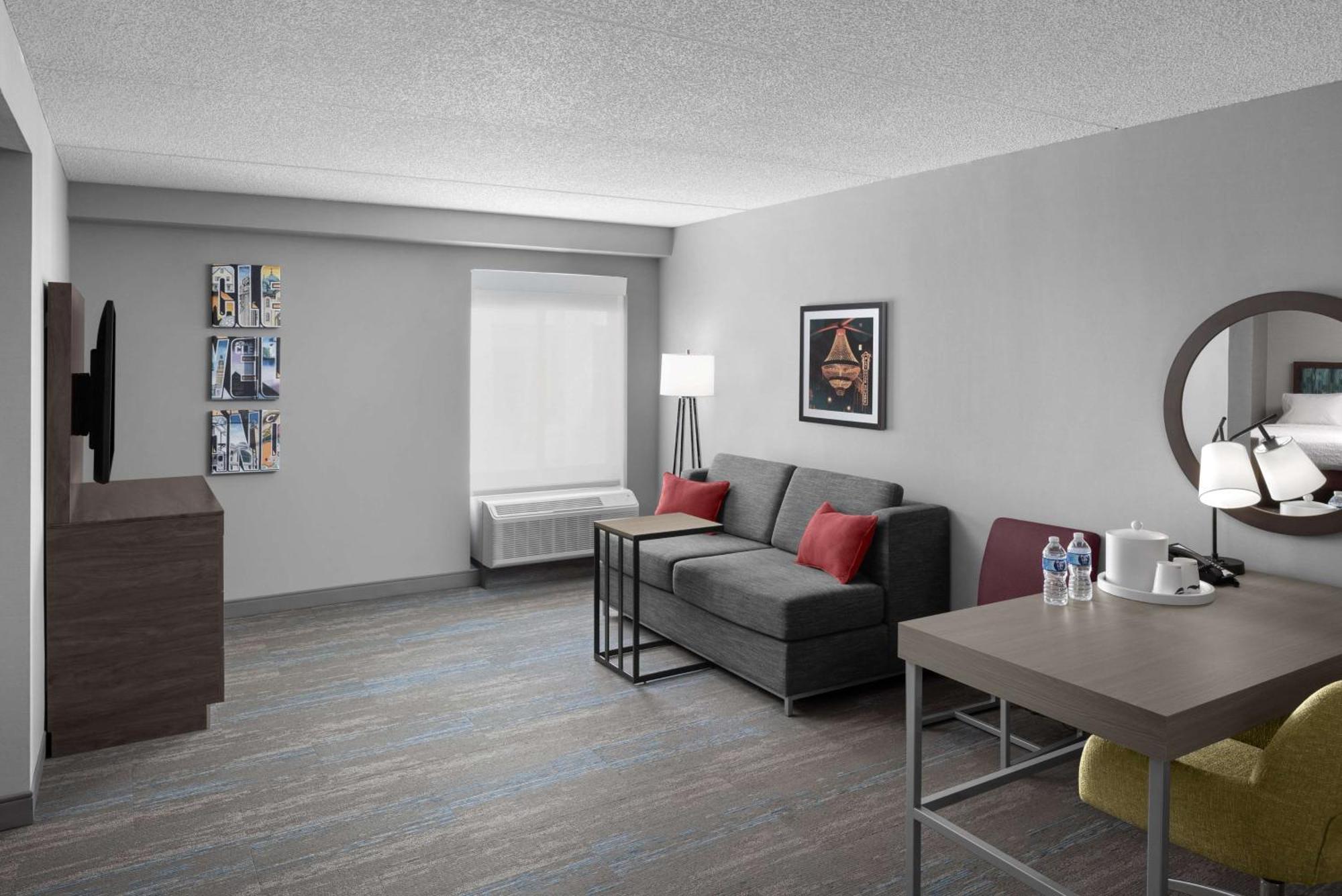 Hampton Inn Cleveland-Downtown Exterior photo