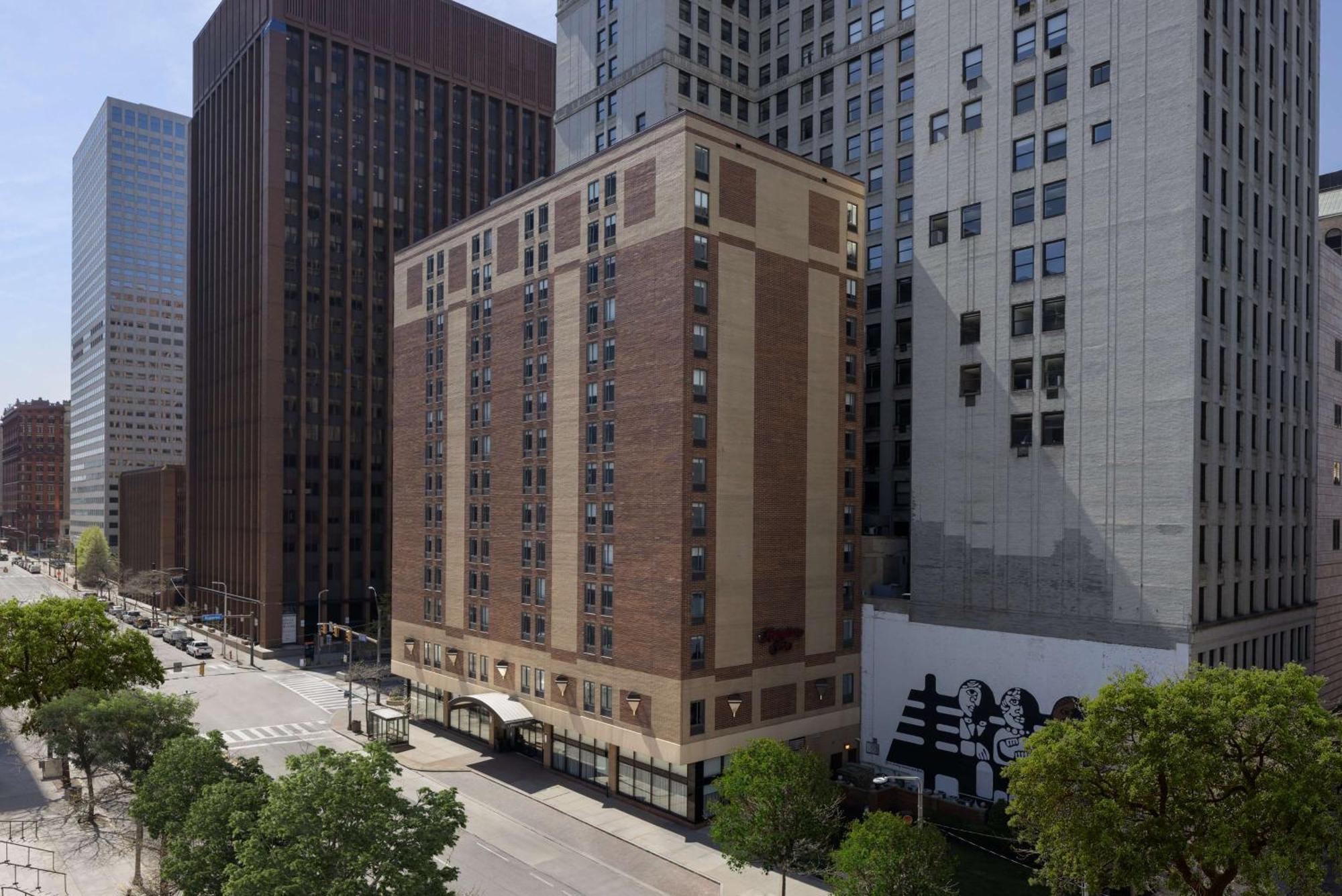 Hampton Inn Cleveland-Downtown Exterior photo