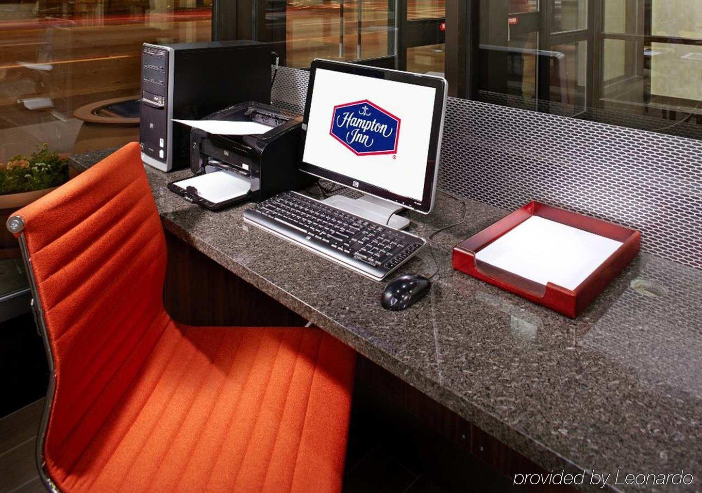 Hampton Inn Cleveland-Downtown Exterior photo